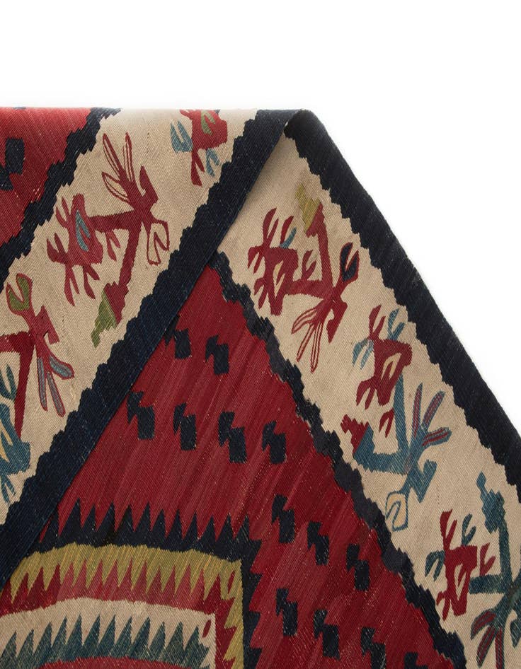 Detail image of 4' 4 x 6' 4 Kilim Rug
