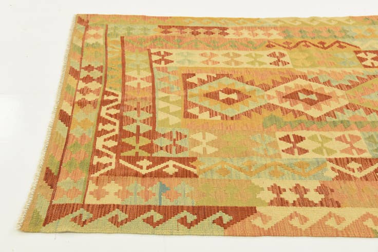 Detail image of 3' 11 x 6' 3 Hand Woven Kilim Waziri Wool Rug