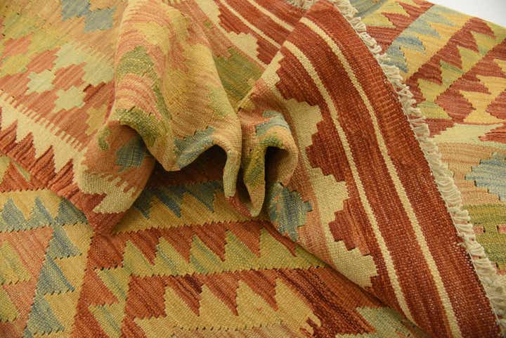 4' 2 x 5' 9 Hand Woven Kilim Waziri Wool Rug