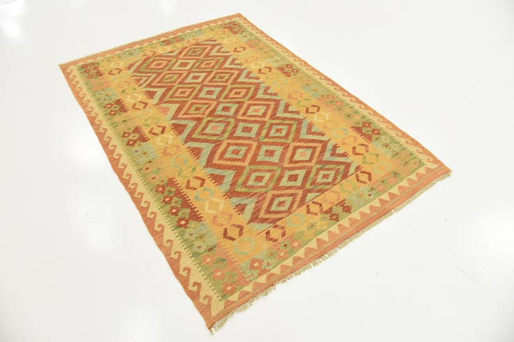 Detail image of 4' x 5' 9 Hand Woven Kilim Waziri Wool Rug