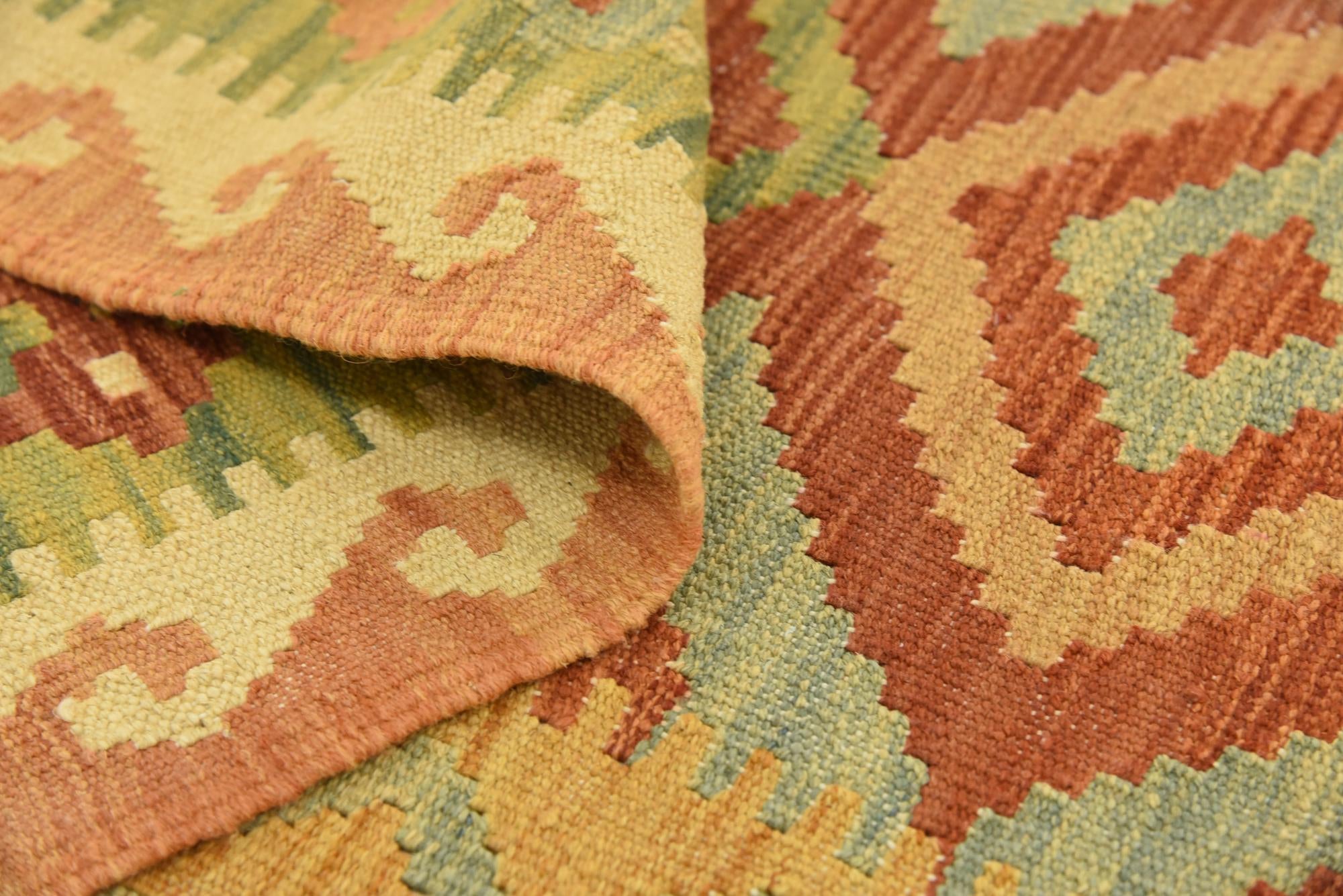 4' x 5' 9 Hand Woven Kilim Waziri Wool Rug