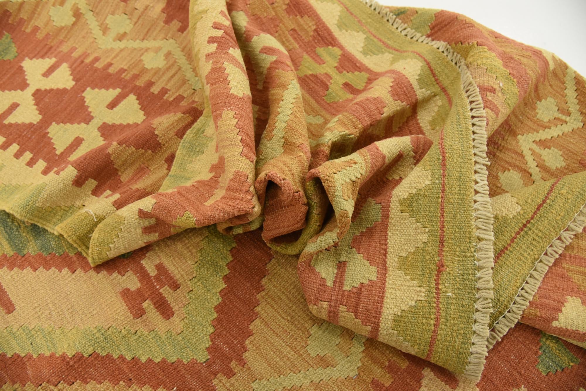 3' 9 x 6' 3 Hand Woven Kilim Waziri Wool Rug
