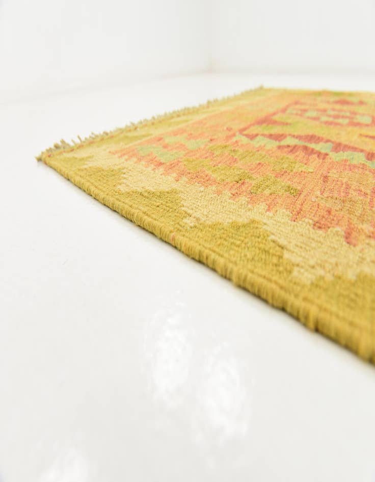 Detail image of 3' 3 x 4' 10  Hand Woven Kilim Waziri Wool Rug