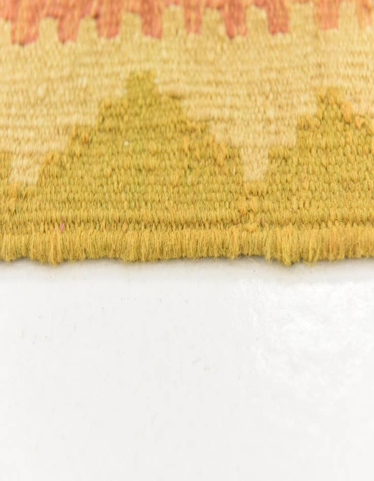 Detail image of 3' 3 x 4' 10  Hand Woven Kilim Waziri Wool Rug