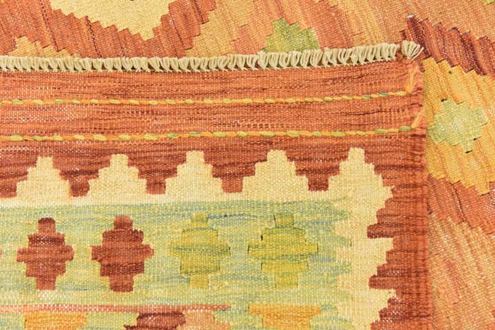 4' 10 x 6' 7 Hand Woven Kilim Waziri Wool Rug