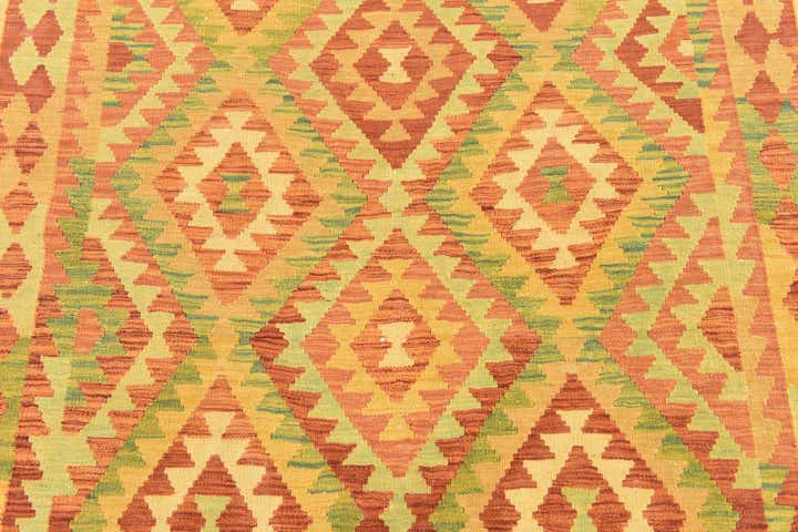 4' 3 x 5' 9 Hand Woven Kilim Waziri Wool Rug