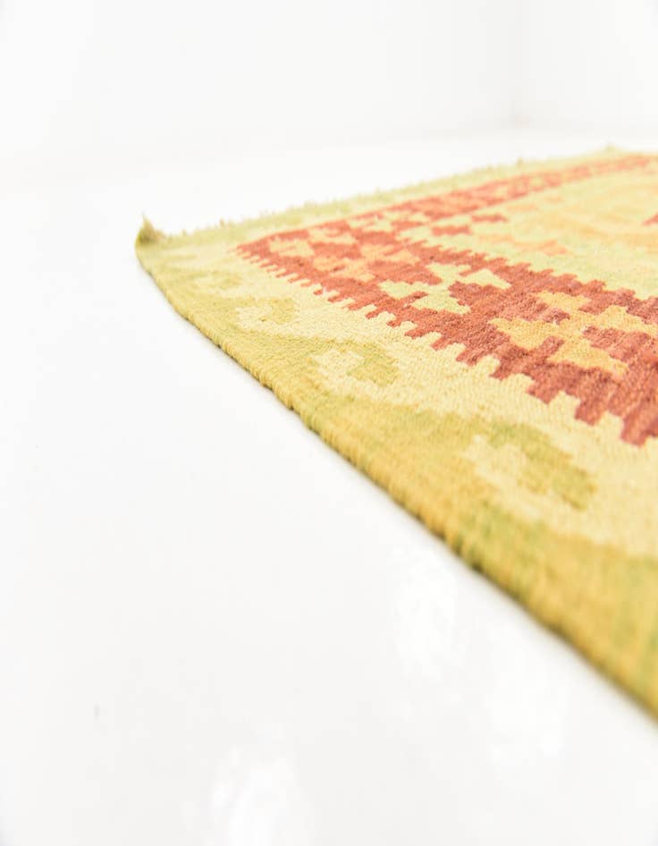 Detail image of 4' 8 x 6' 6  Hand Woven Kilim Waziri Wool Rug