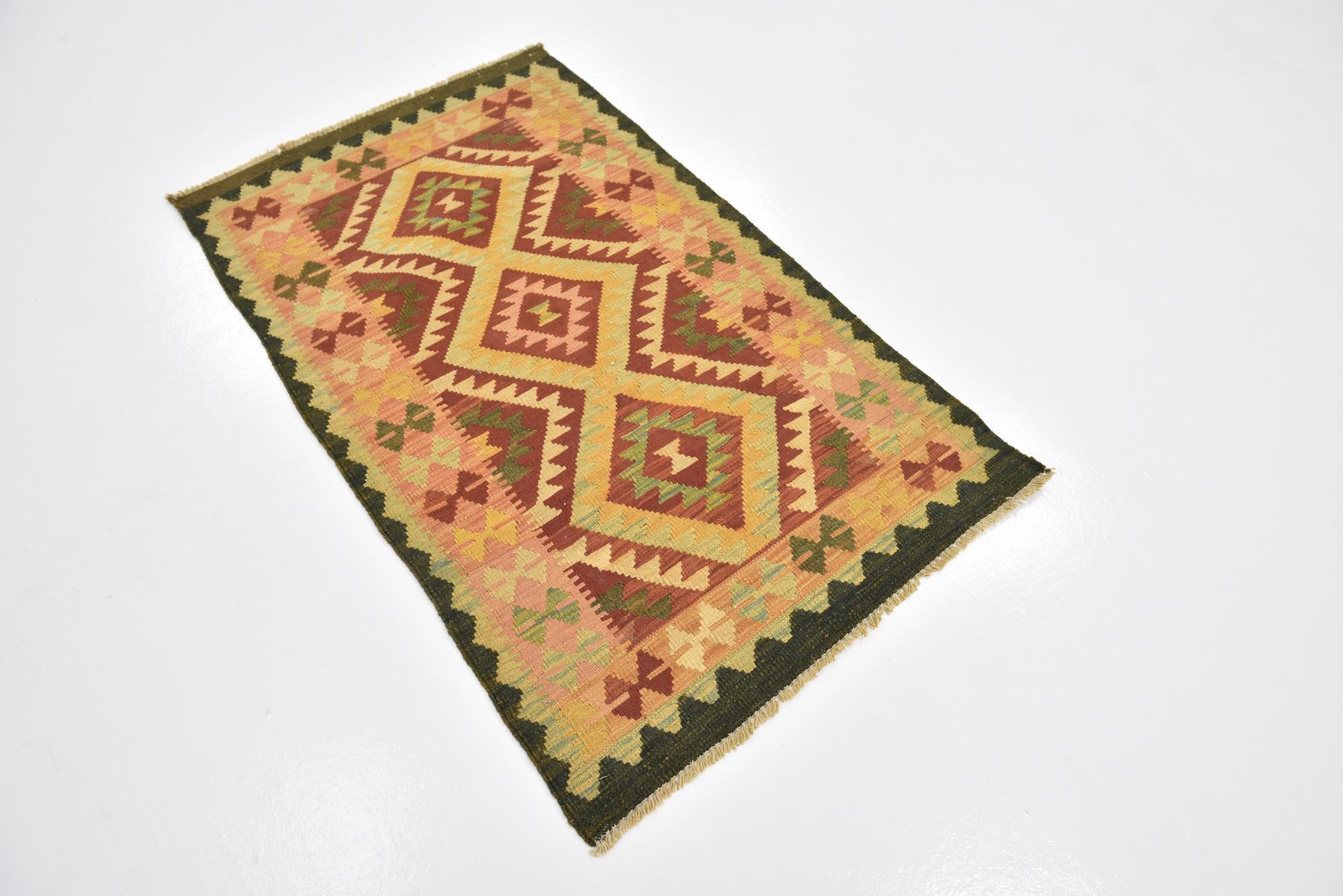 2' 7 x 4' 4 Hand Woven Kilim Waziri Wool Rug