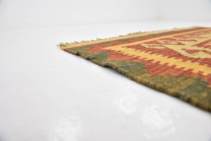 Detail image of 2' 9 x 4' 10 Hand Woven Kilim Waziri Wool Rug
