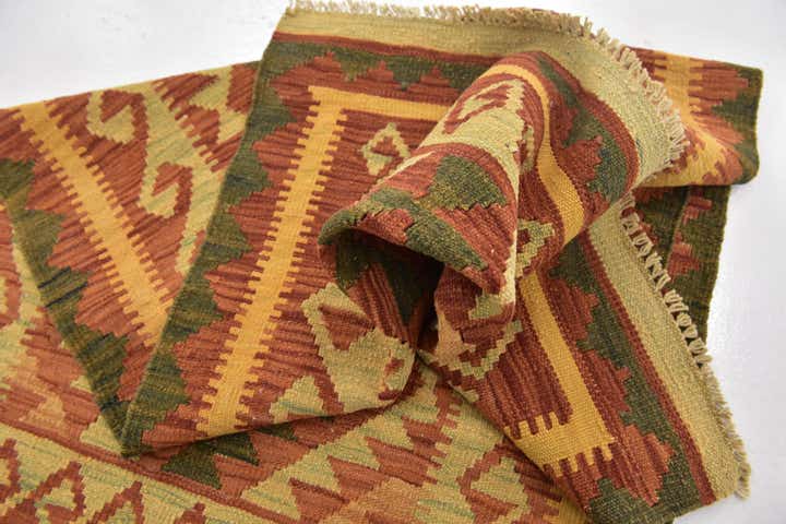2' 9 x 4' 10 Hand Woven Kilim Waziri Wool Rug