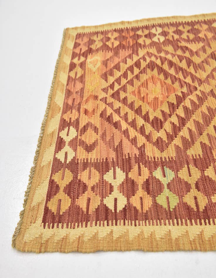 Detail image of 2' 9 x 4' 5 Hand Woven Kilim Waziri Wool Rug
