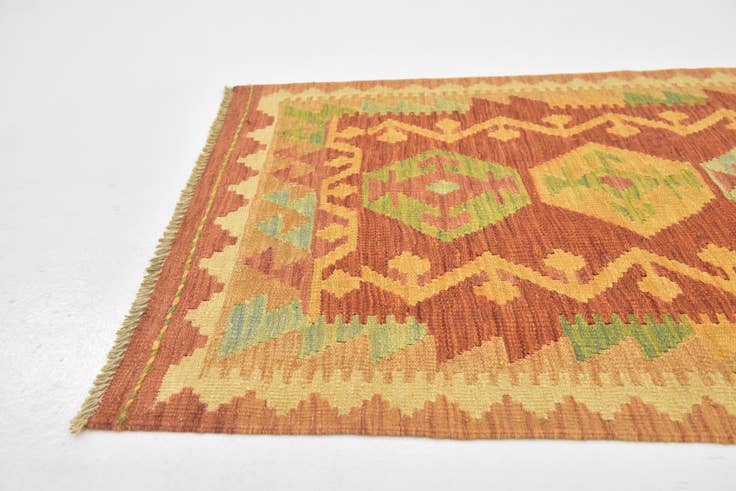 Detail image of 2' 6 x 4' 5 Hand Woven Kilim Waziri Wool Rug