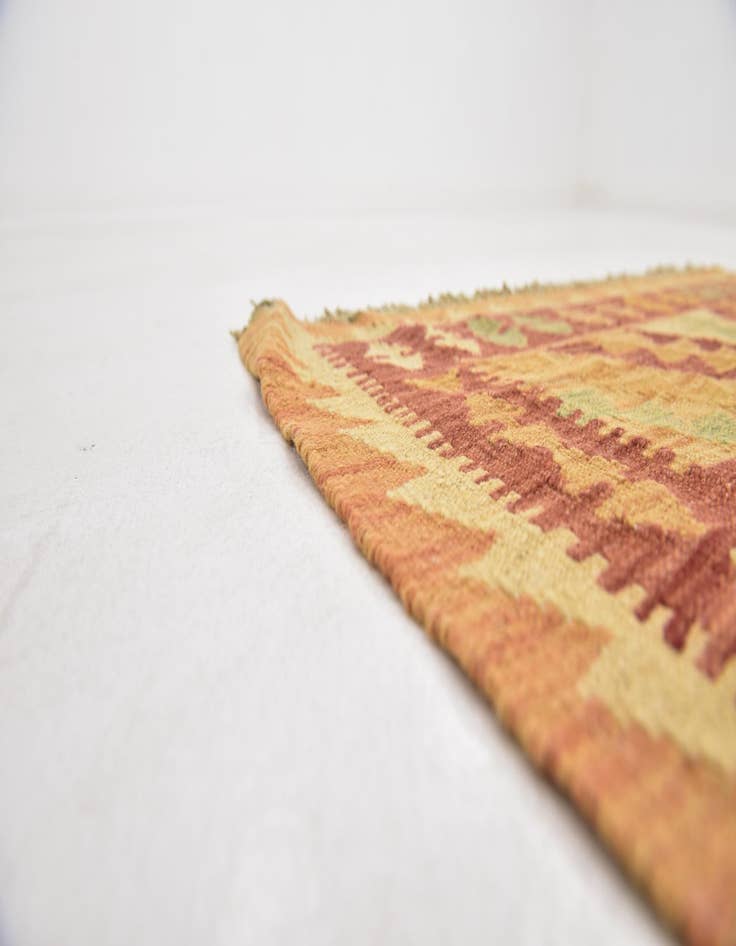 Detail image of 2' 10 x 4' 8  Hand Woven Kilim Waziri Wool Rug