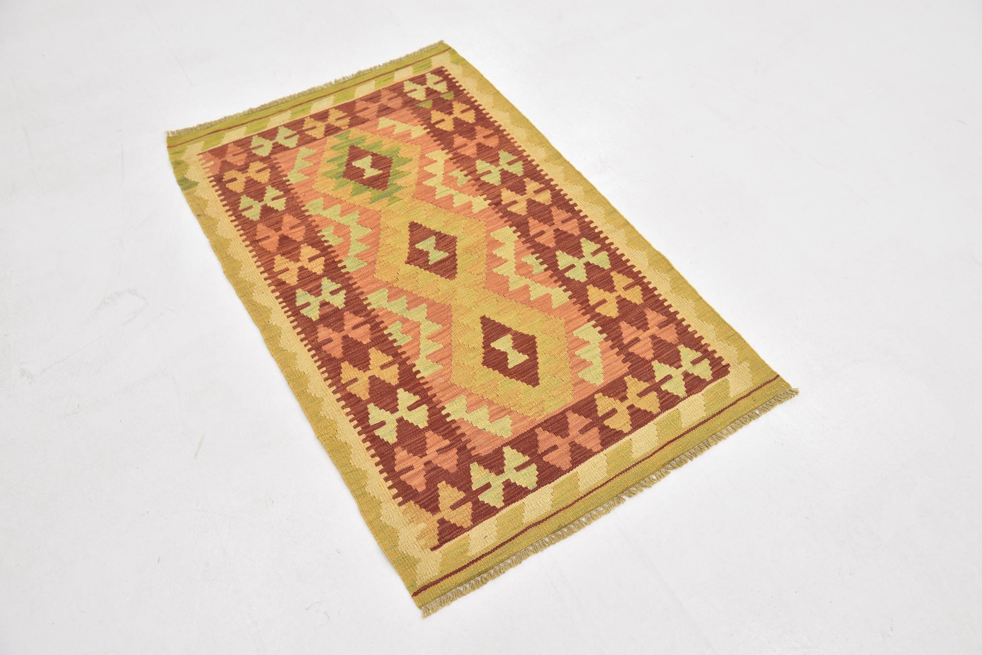 2' 6 x 4' Hand Woven Kilim Waziri Wool Rug