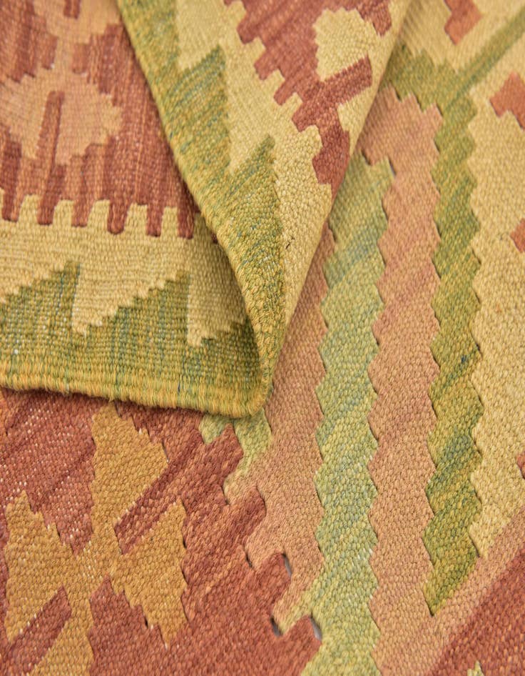Detail image of 2' 6 x 4'  Hand Woven Kilim Waziri Wool Rug
