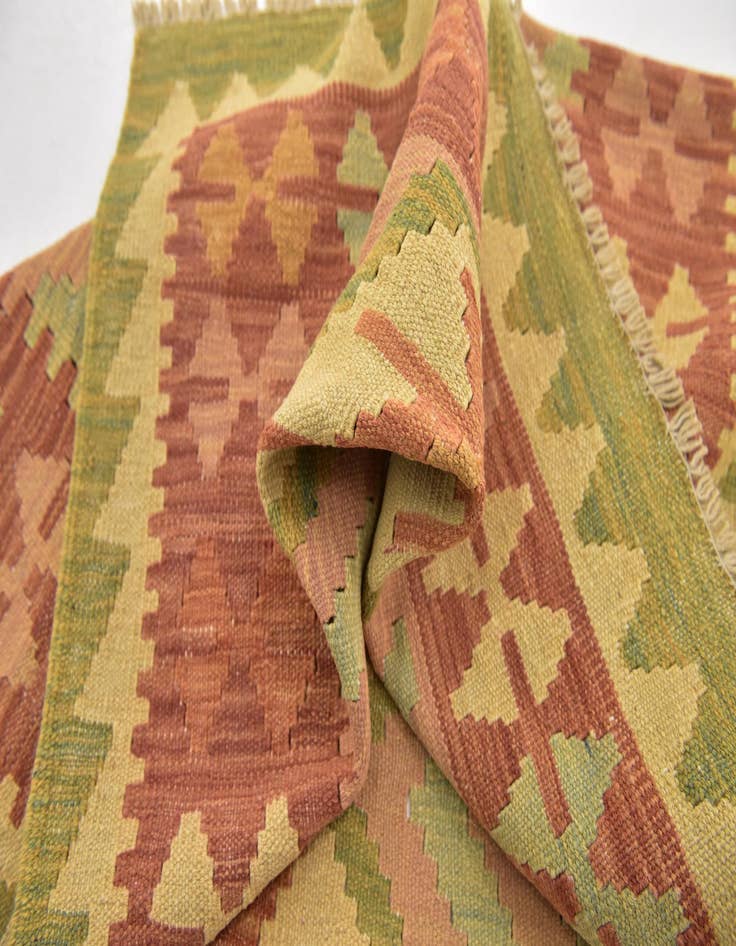 Detail image of 2' 6 x 4'  Hand Woven Kilim Waziri Wool Rug