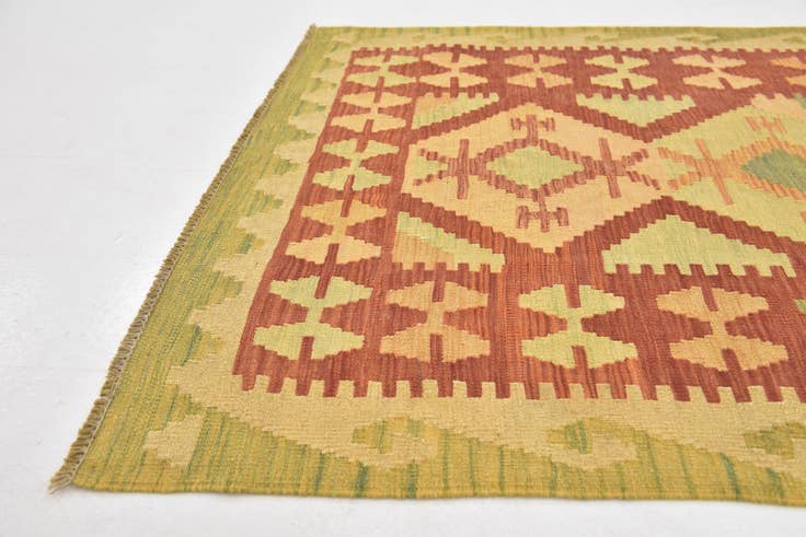 Detail image of 3' 3 x 4' 10 Hand Woven Kilim Waziri Wool Rug