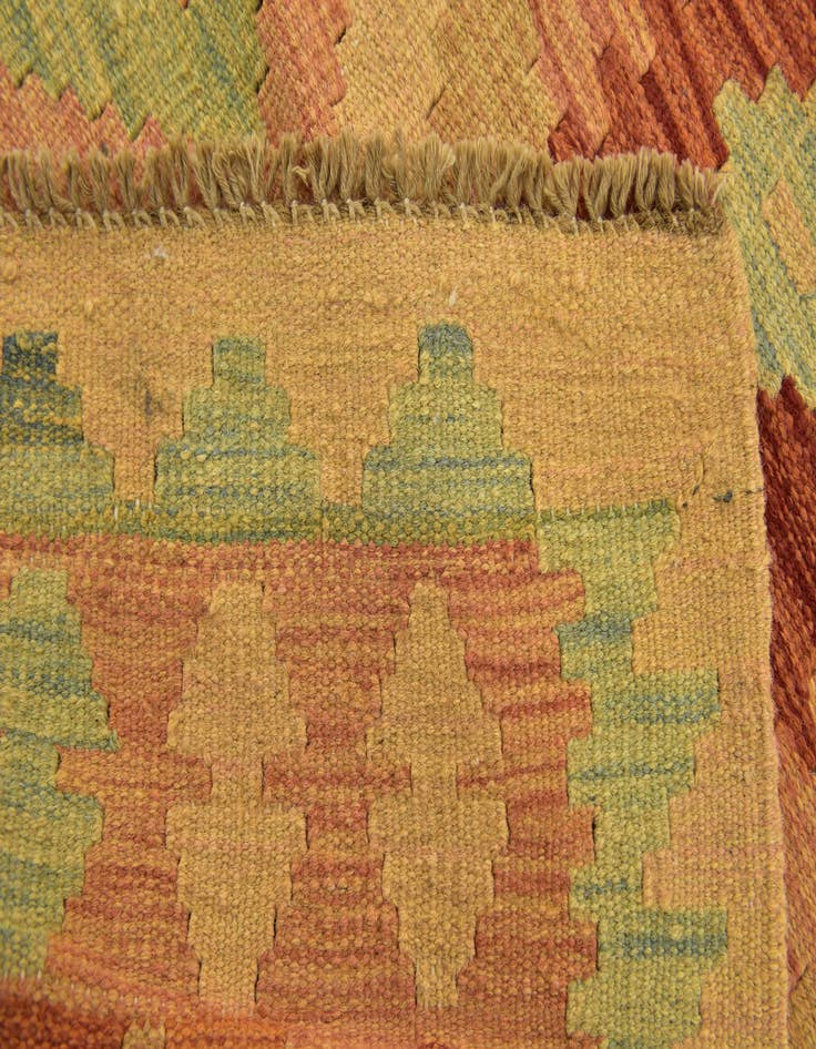 Detail image of 3' 4 x 5'  Hand Woven Kilim Waziri Wool Rug