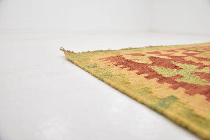 Detail image of 3' 5 x 5' Hand Woven Kilim Waziri Wool Rug