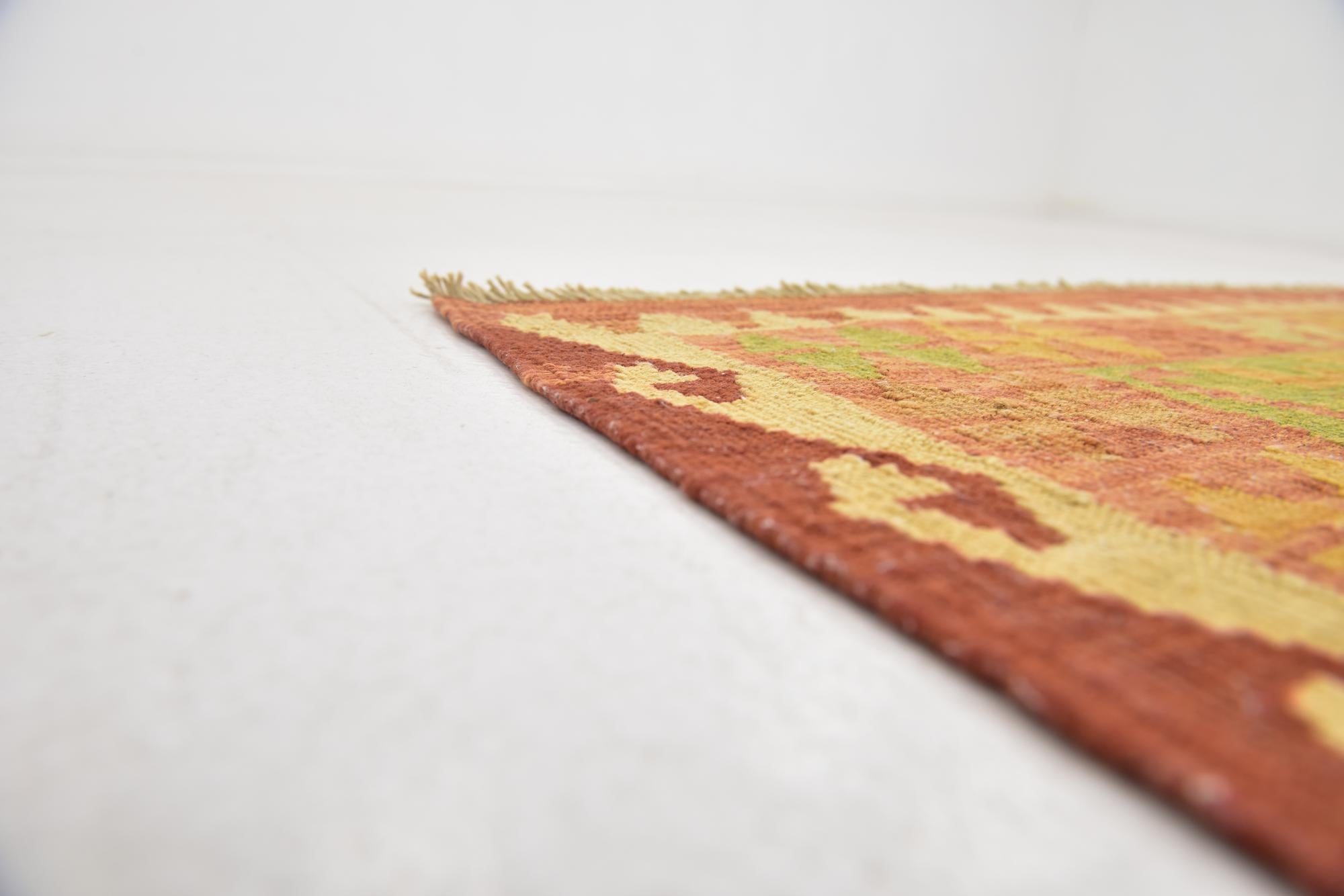 3' 2 x 4' 9 Hand Woven Kilim Waziri Wool Rug