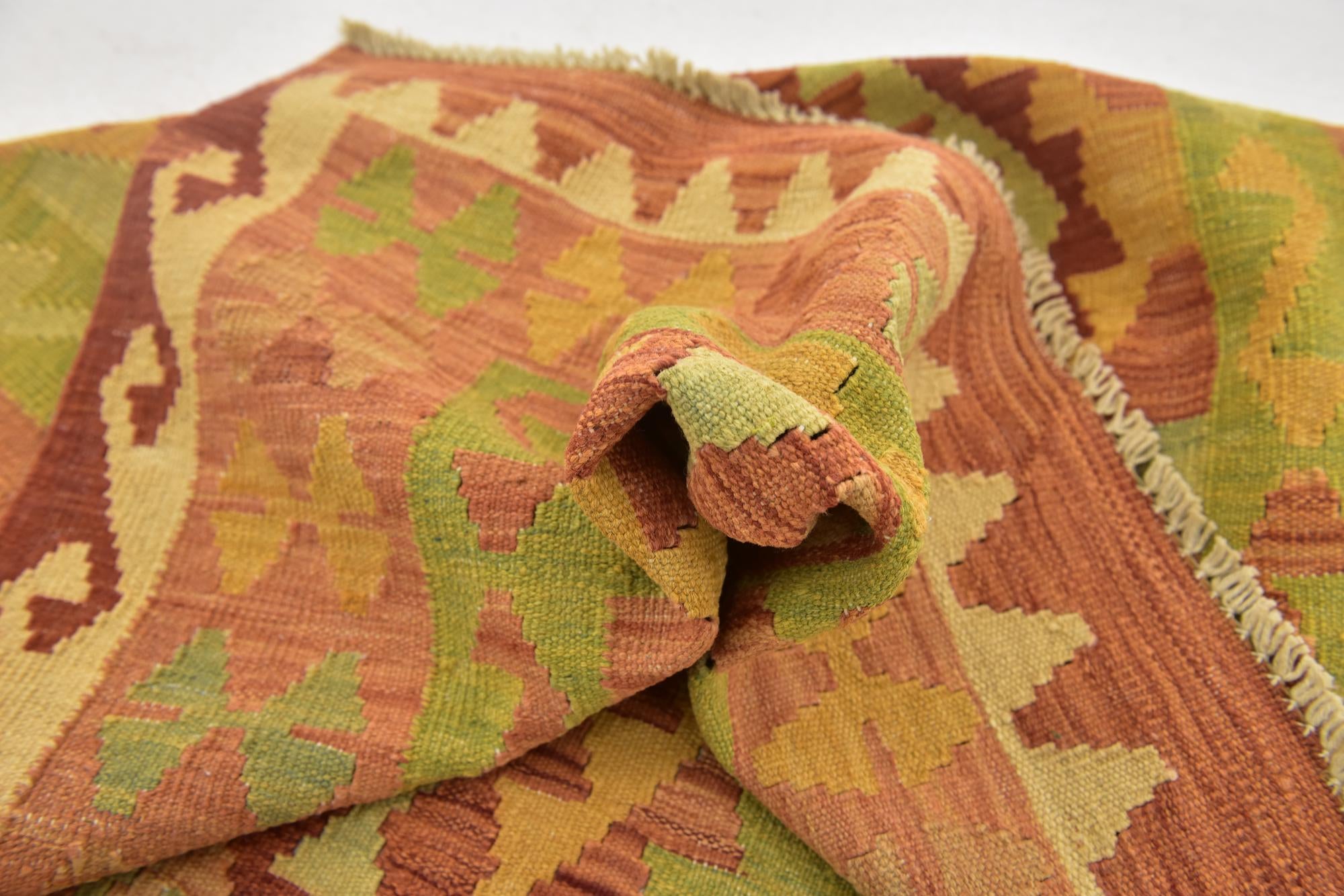 3' 2 x 4' 9 Hand Woven Kilim Waziri Wool Rug