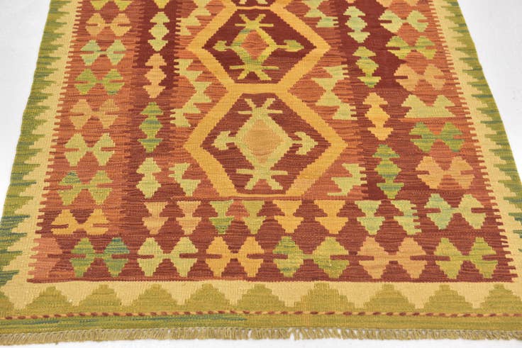 Detail image of 3' 2 x 4' 10 Hand Woven Kilim Waziri Wool Rug