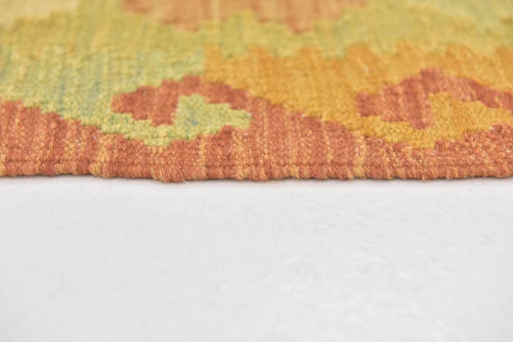 Detail image of 3' x 4' 10 Hand Woven Kilim Waziri Wool Rug