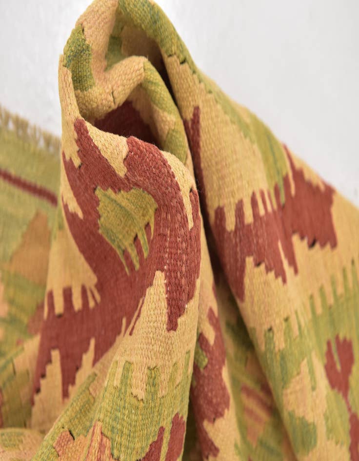 Detail image of 2' 7 x 4' 4  Hand Woven Kilim Waziri Wool Rug