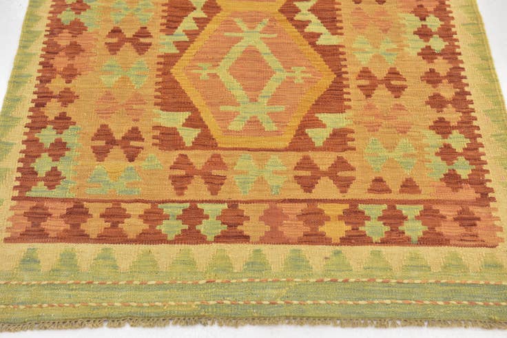 Detail image of 3' x 4' 10 Hand Woven Kilim Waziri Wool Rug