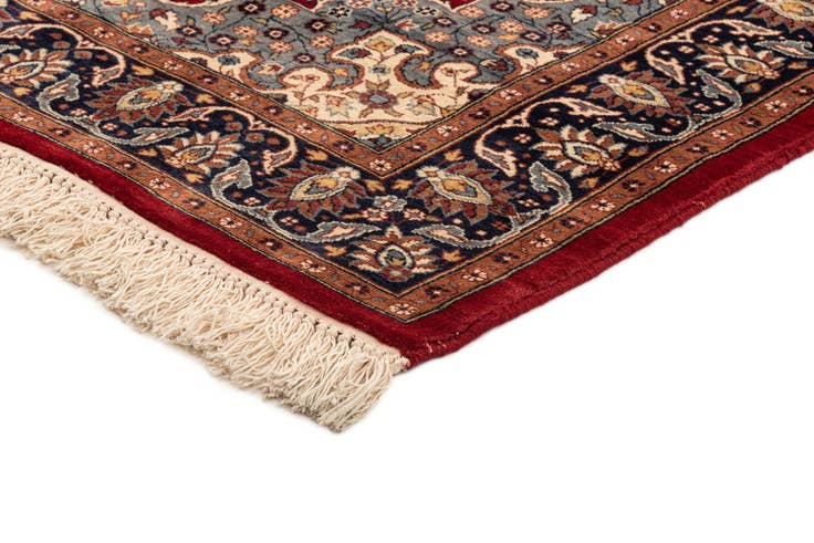 Detail image of 4' 2 x 6' 1 Lahour Rug