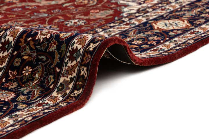 4' 7 x 7' 3 Lahour Rug