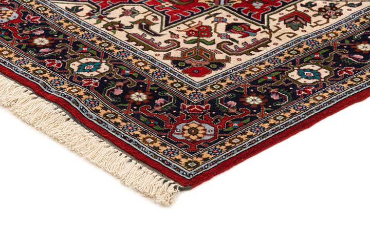 3' 3 x 4' 11 Lahour Rug