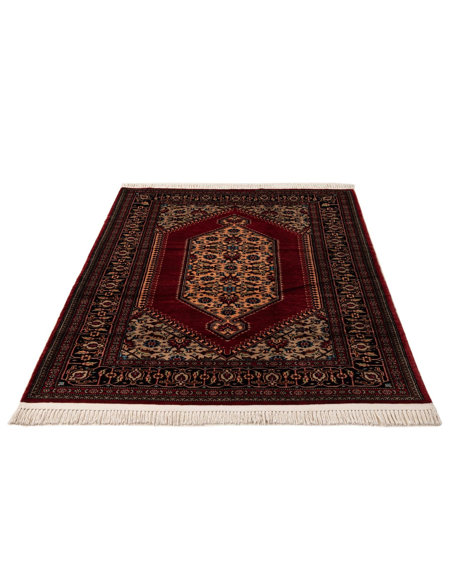 4' 3 x 6' Hand Knotted Lahour Oriental Wool Rug