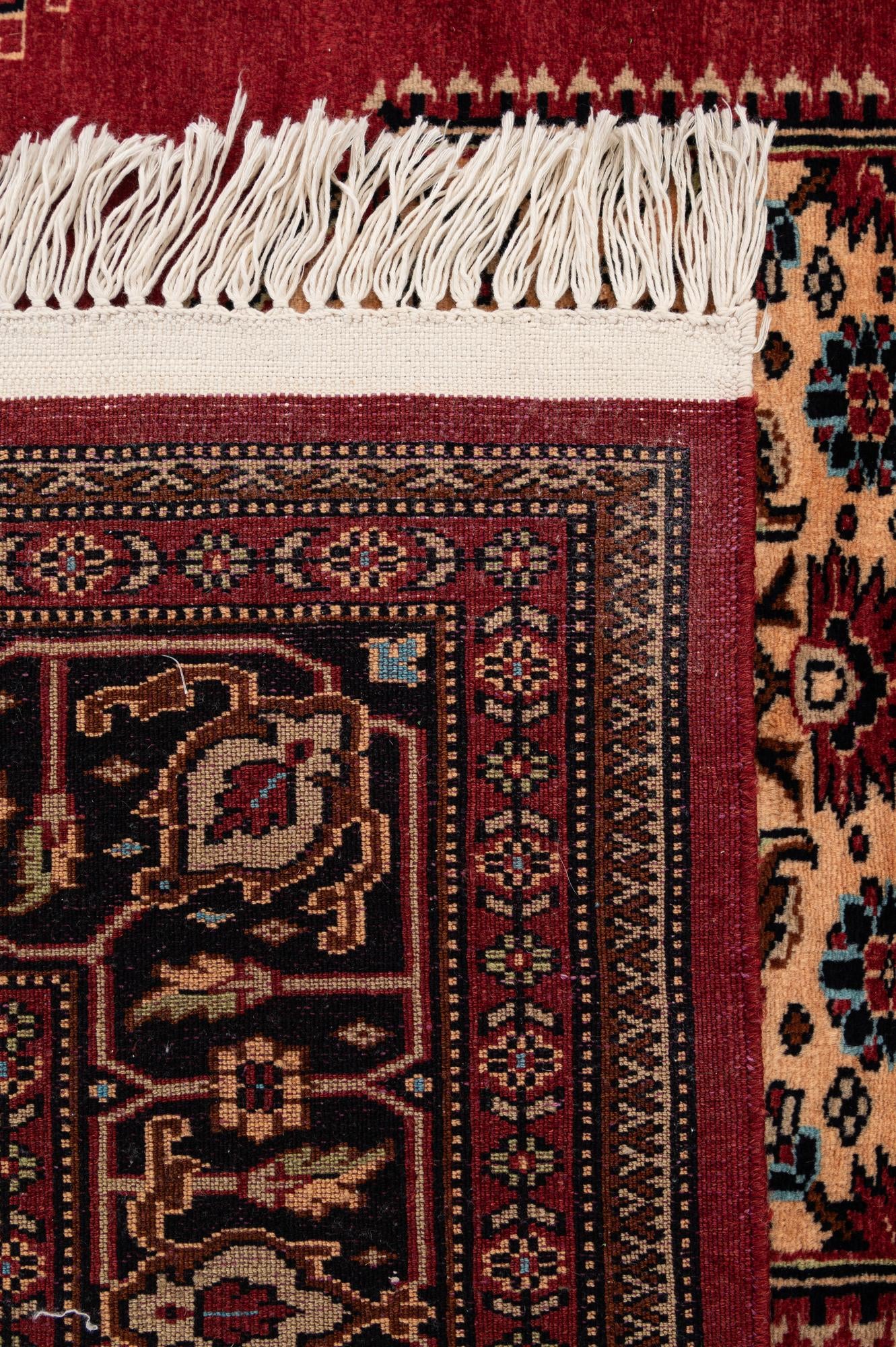 4' 3 x 6' Hand Knotted Lahour Oriental Wool Rug