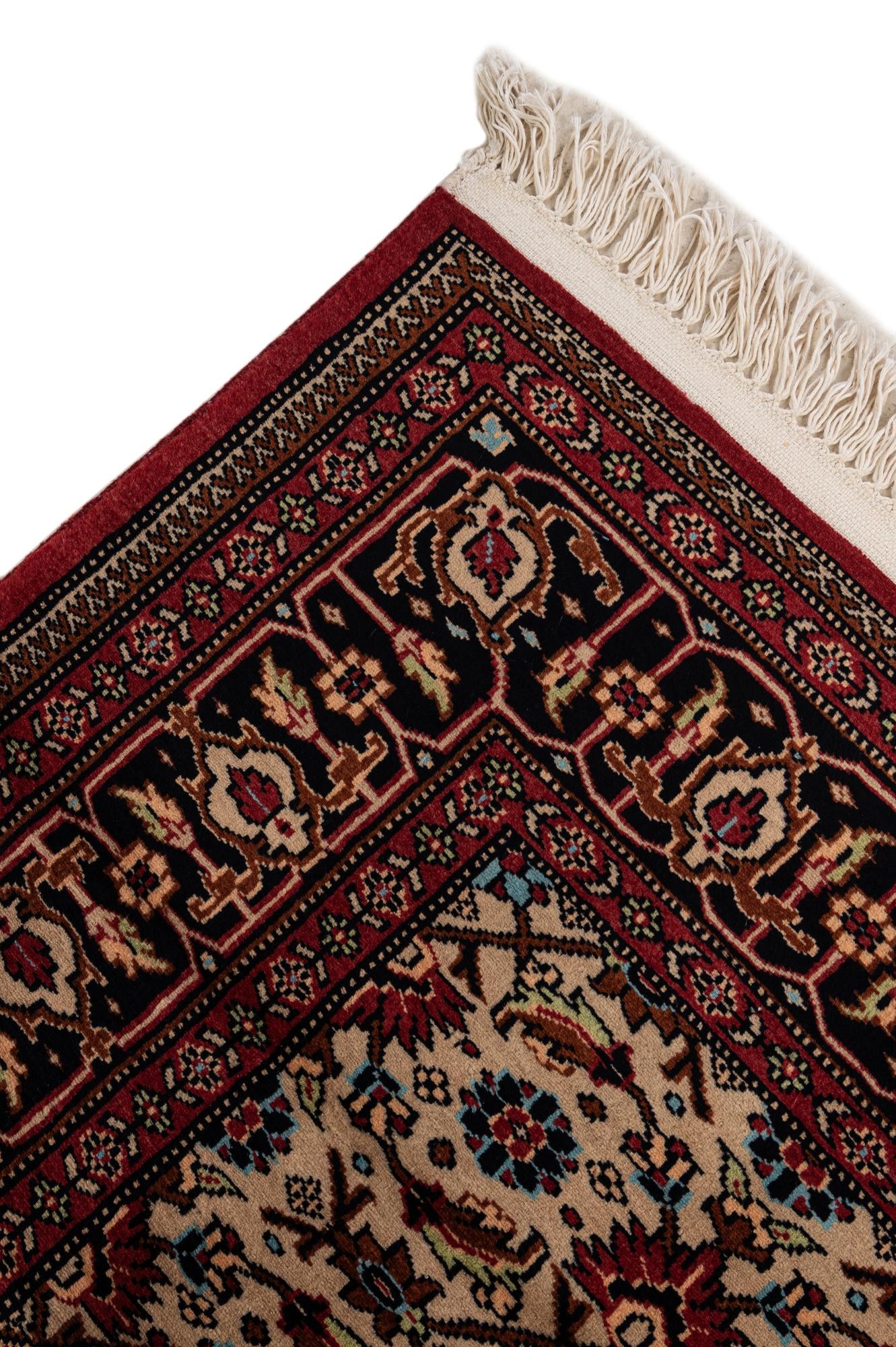 4' 3 x 6' Hand Knotted Lahour Oriental Wool Rug
