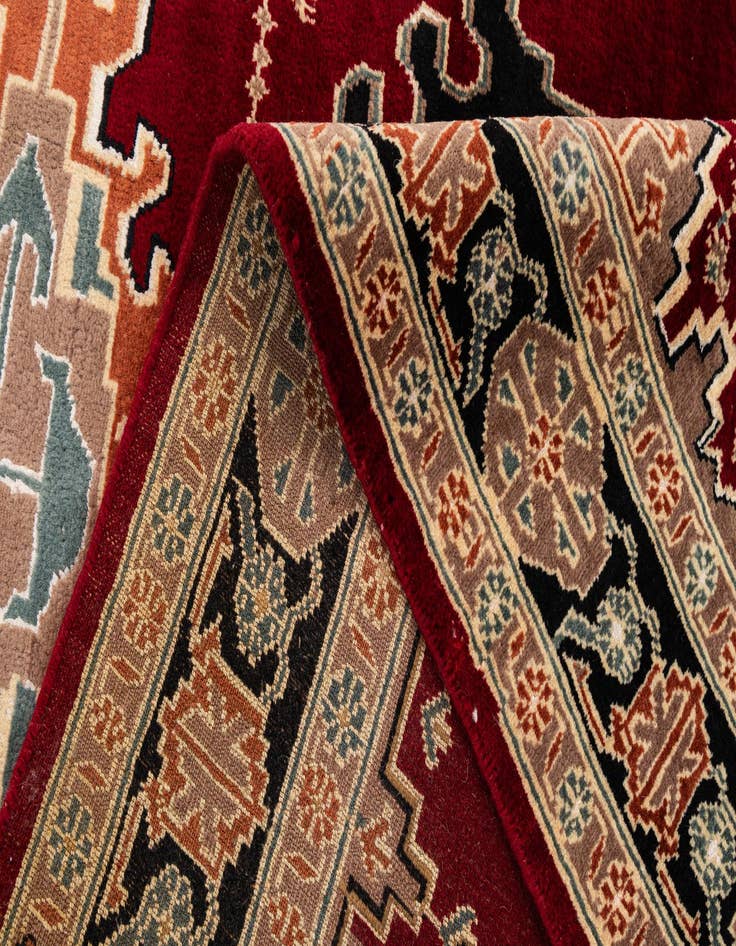 Detail image of 4' 3 x 6' 5  Hand Knotted Lahour Oriental Rug