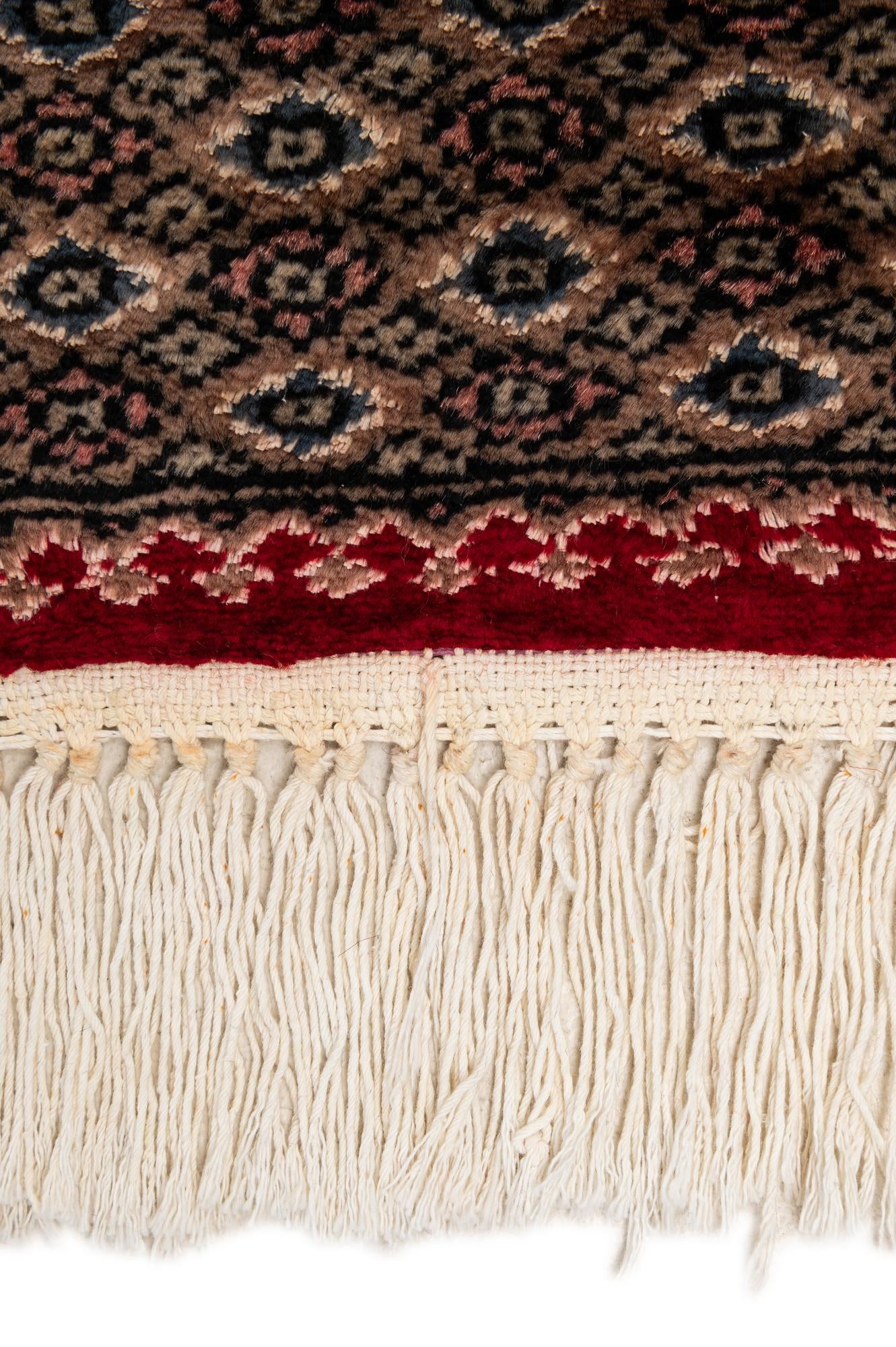 8' x 9' 10 Hand Knotted Lahour Oriental Rug