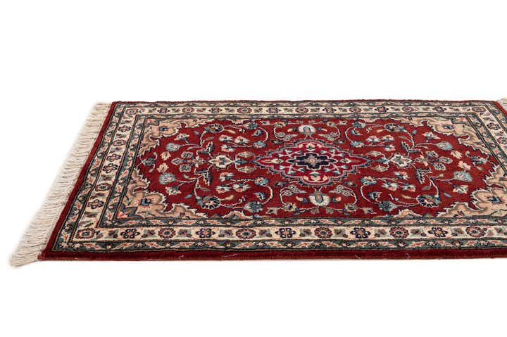 2' 7 x 4' 2 Hand Knotted Lahour Wool Rug
