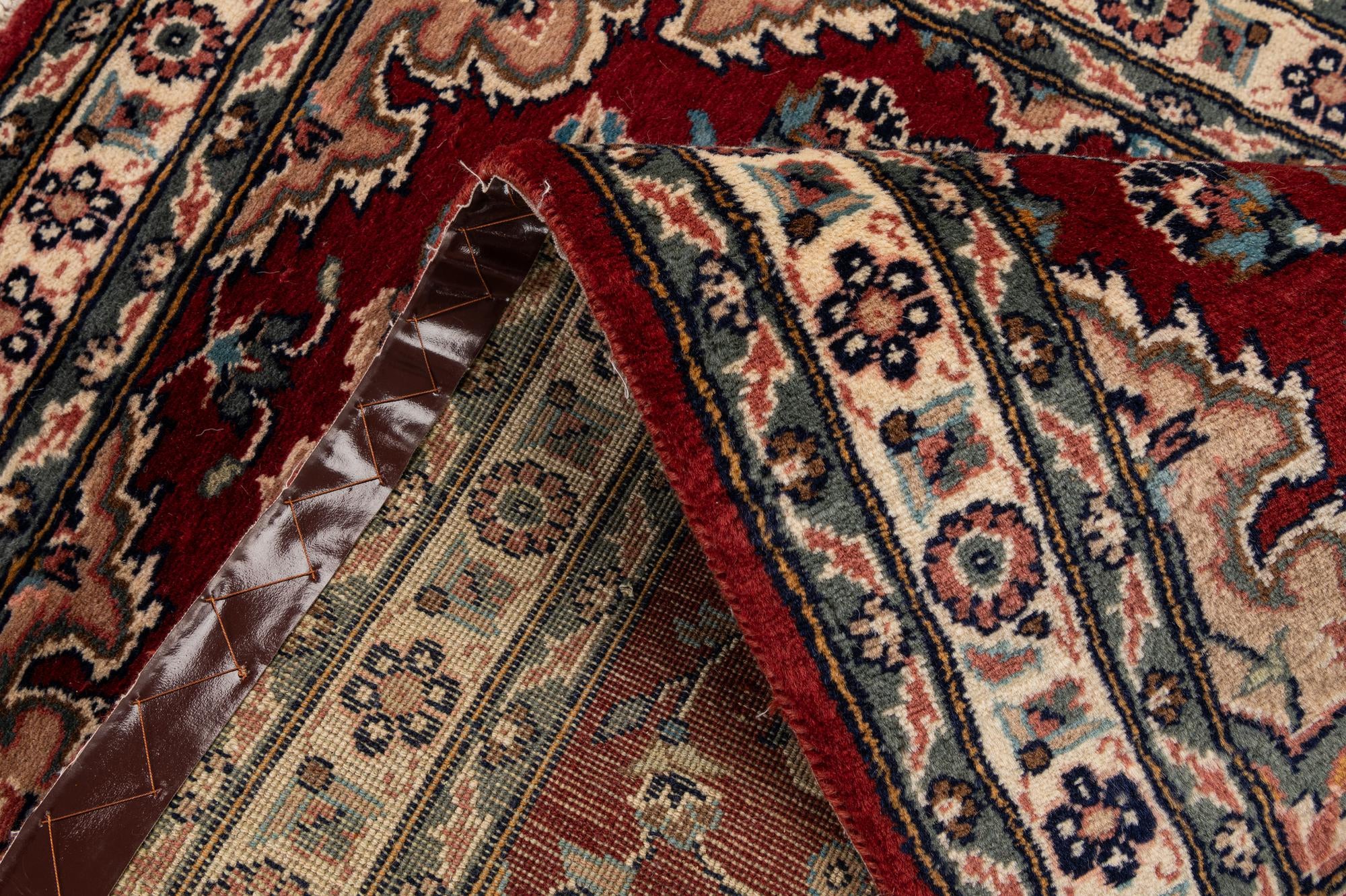 2' 7 x 4' 2 Hand Knotted Lahour Wool Rug