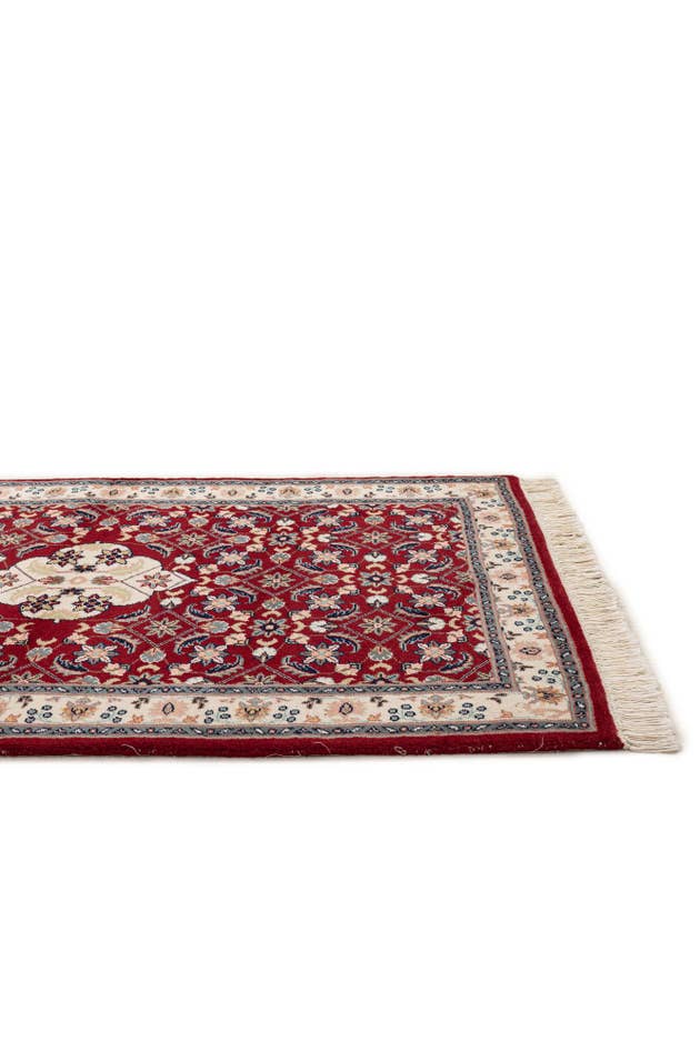 Detail image of 3' 2 x 4' 10 Hand Knotted Lahour Wool Rug