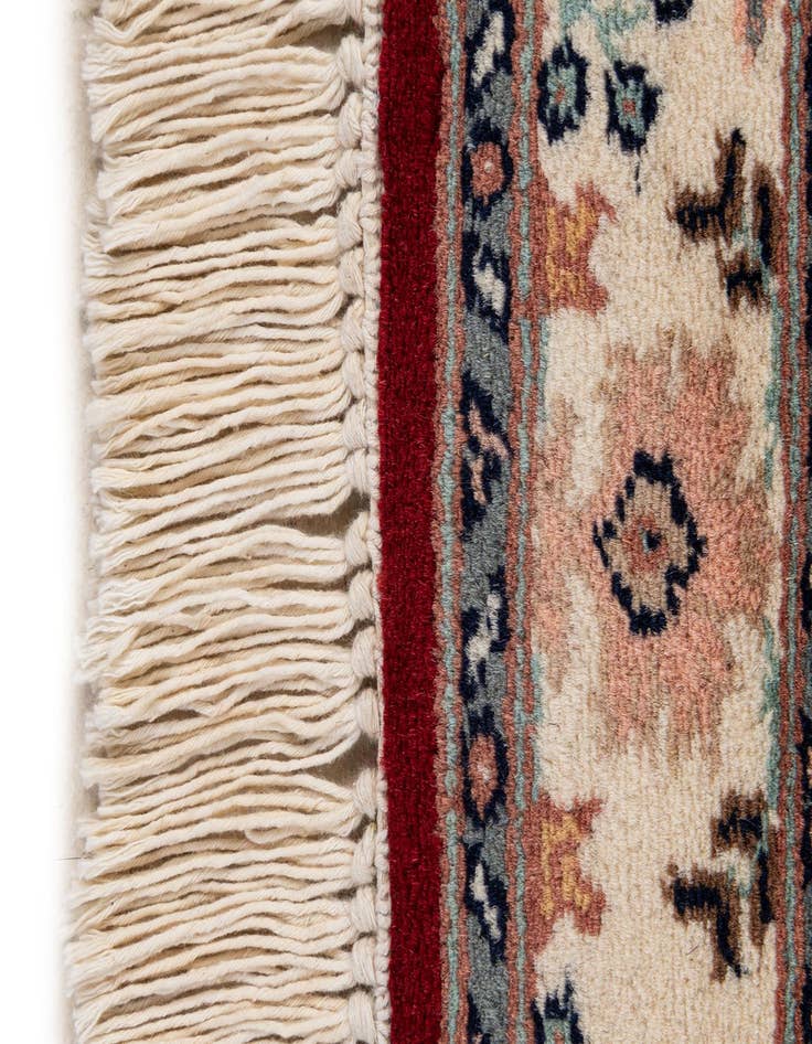 Detail image of 3' 2 x 4' 10  Hand Knotted Lahour Wool Rug