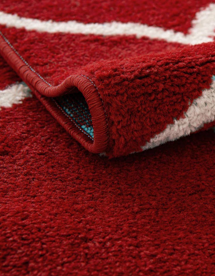 Detail image of 4' x 6' Lattice Frieze Rug