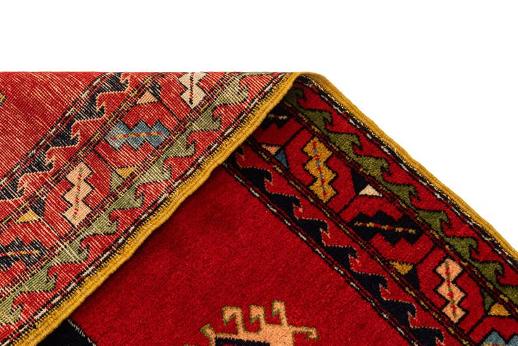 Detail image of 4' 1 x 6' Leshi Rug