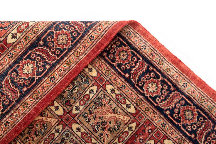 Detail image of 4' 7 x 6' 5 Luribaft Wool Rug