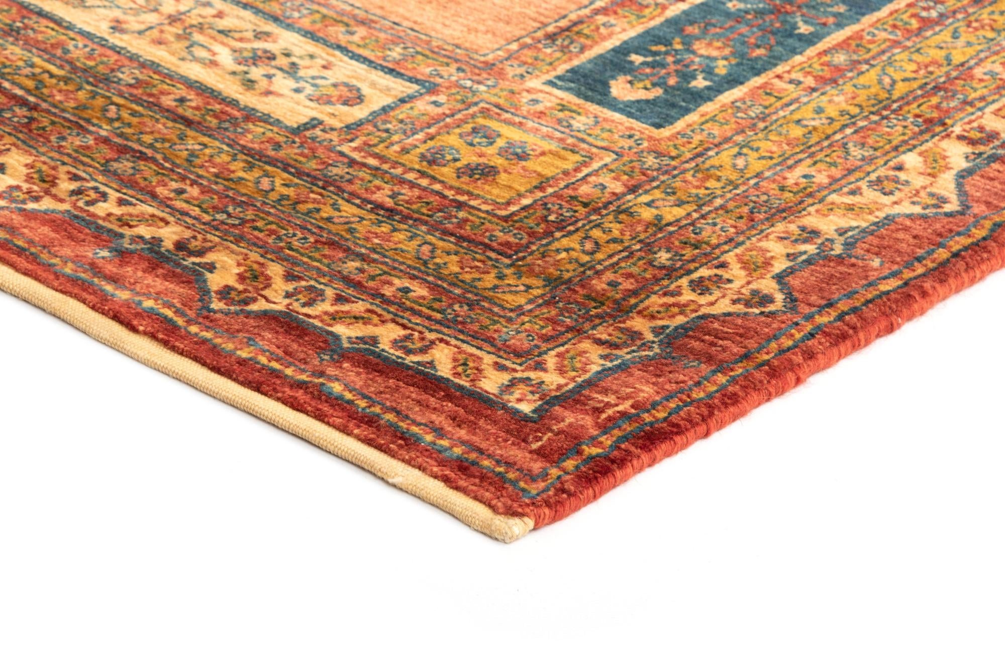 4' 11 x 6' 8 Luribaft Wool Rug