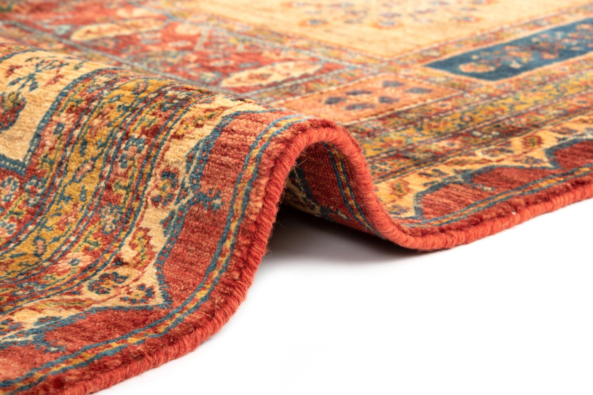 4' 11 x 6' 8 Luribaft Wool Rug