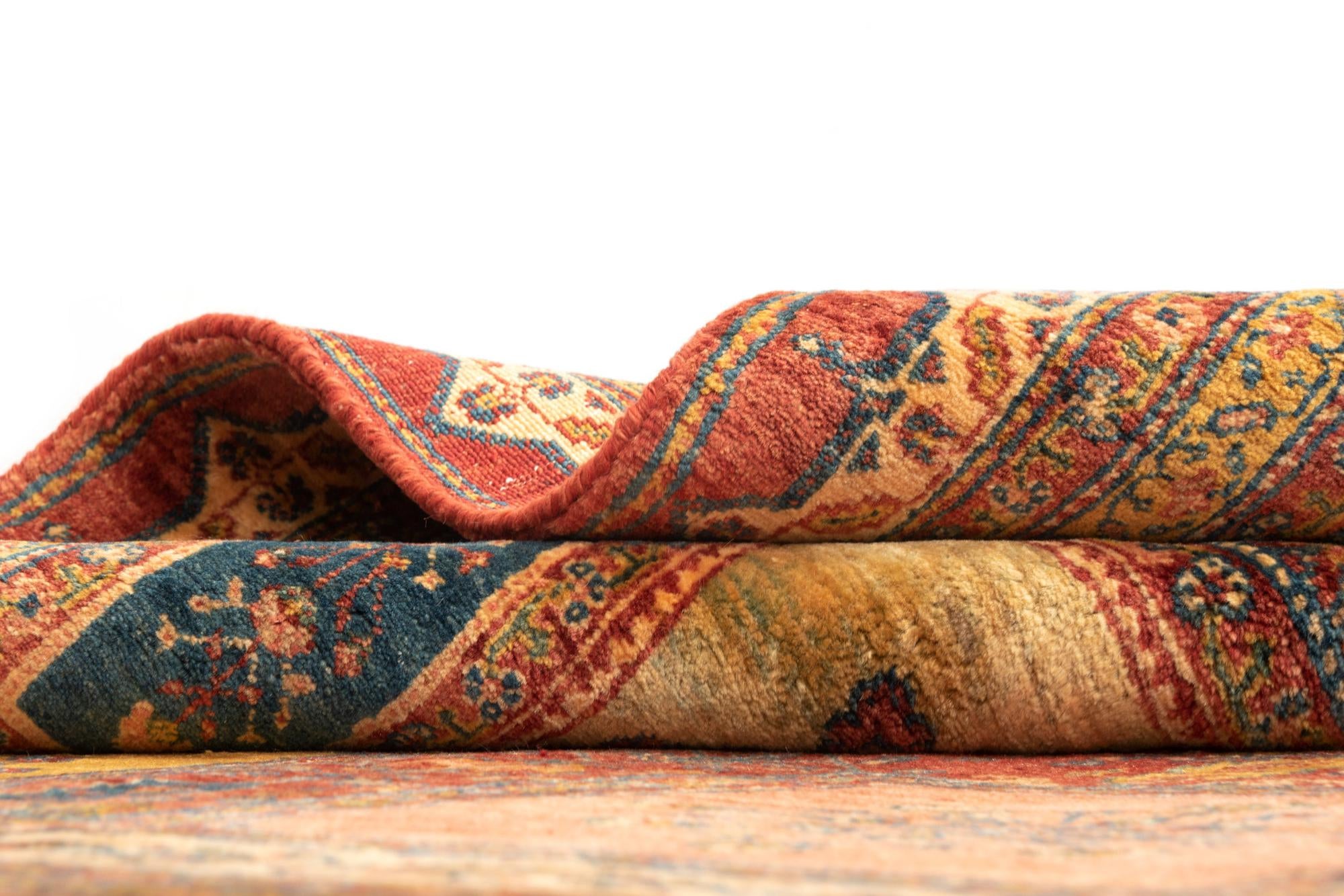 4' 11 x 6' 8 Luribaft Wool Rug