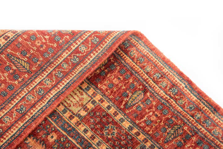 4' 11 x 6' 5 Luribaft Wool Rug