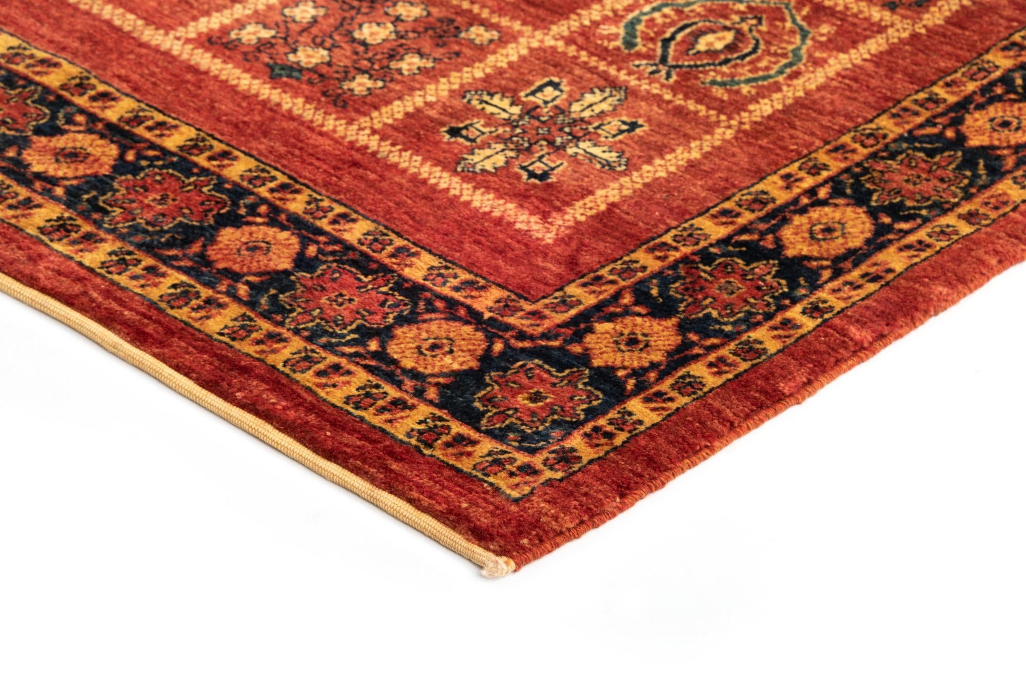 4' 9 x 6' 11 Luribaft Wool Rug