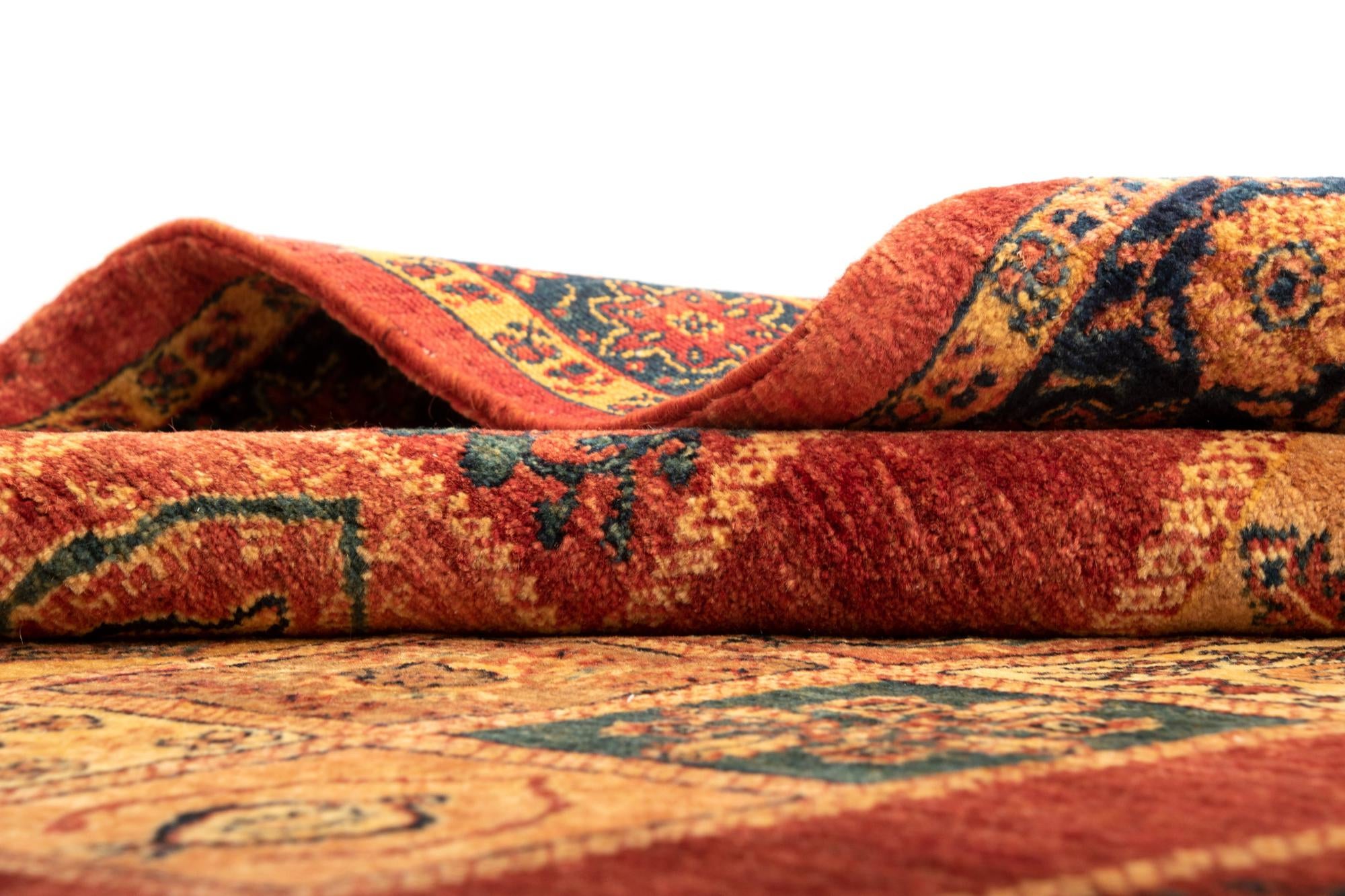 4' 9 x 6' 11 Luribaft Wool Rug